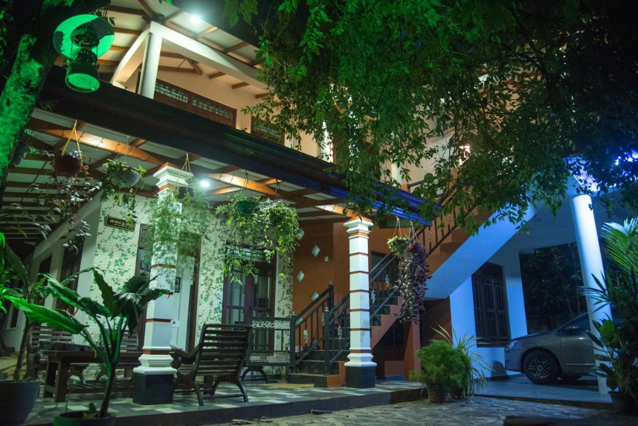 Sadee'S Place Dambulla Esterno foto