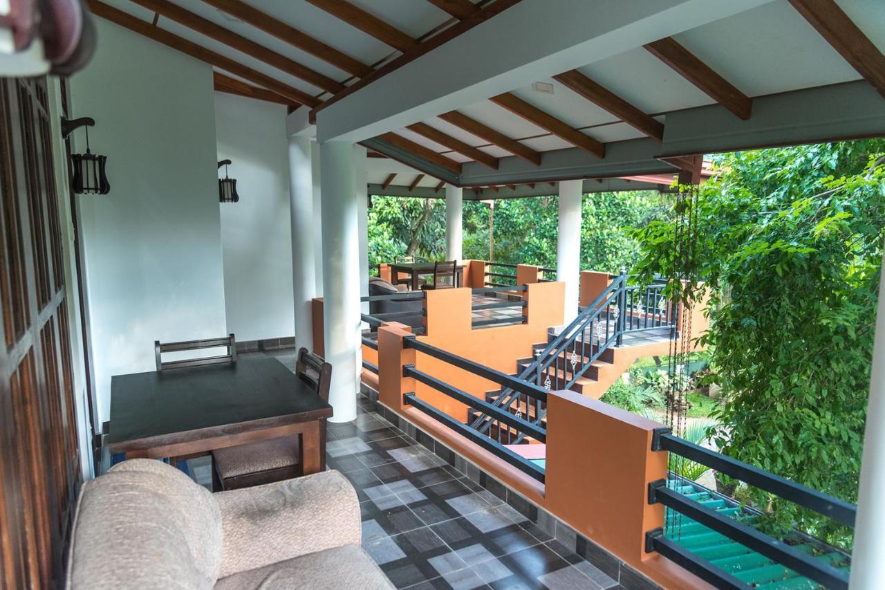 Sadee'S Place Dambulla Esterno foto