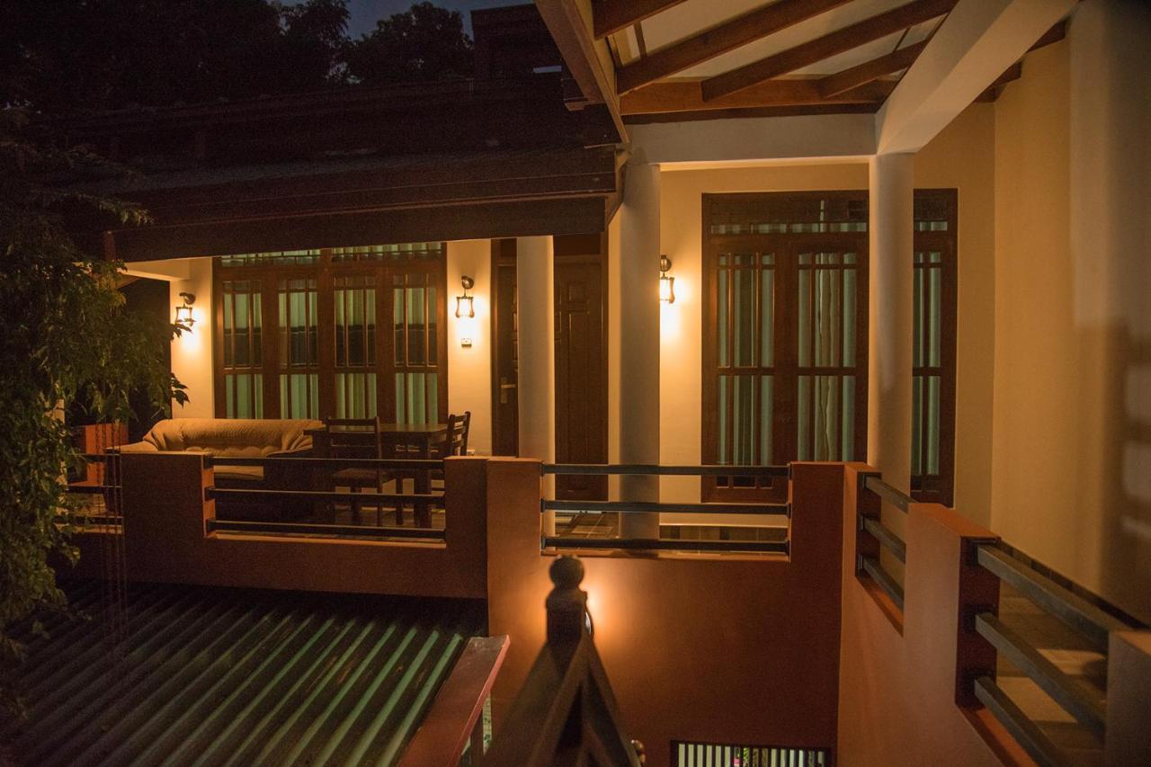 Sadee'S Place Dambulla Esterno foto