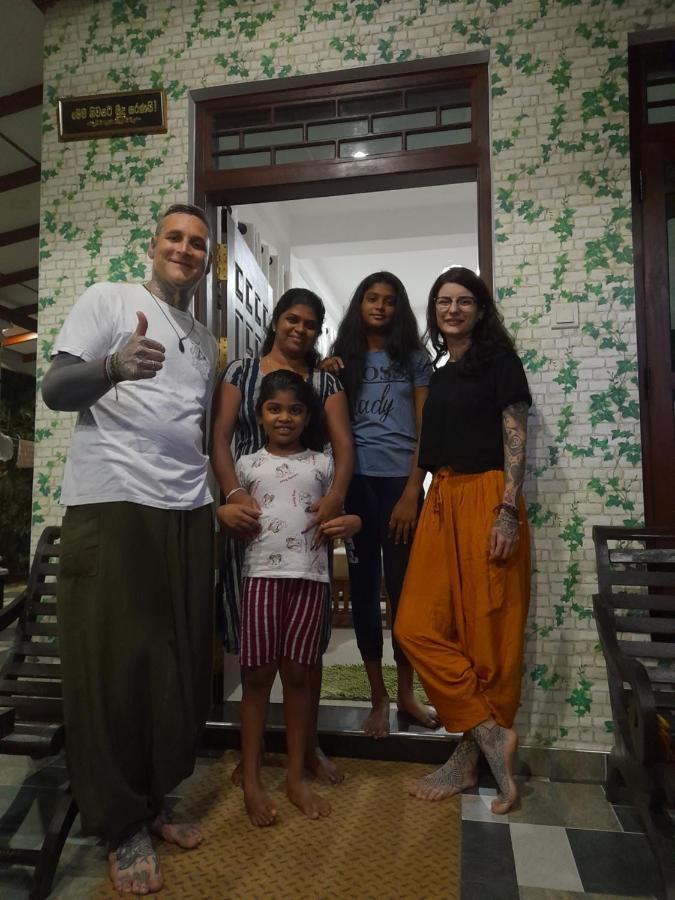 Sadee'S Place Dambulla Esterno foto